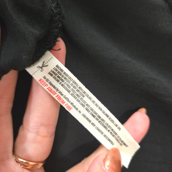 Free People Intimately Black Lace Slip Nightgown V-Neck Chemise Size Medium - Picture 6 of 11